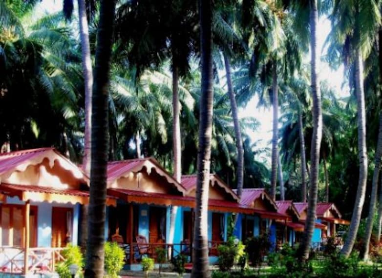 Coco-n-Huts Beach Resort-1